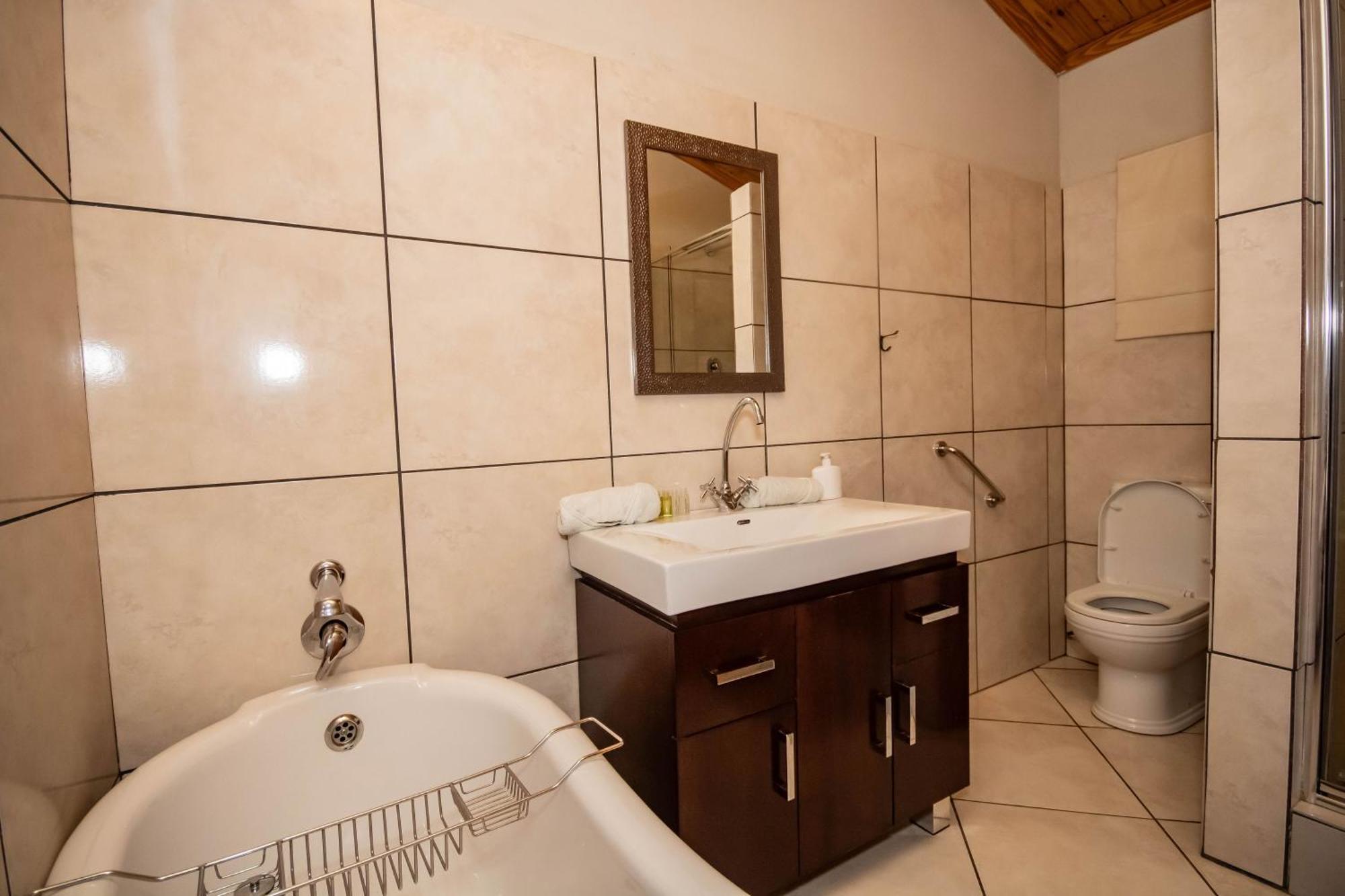Tarantula Guest House Calvinia Екстериор снимка