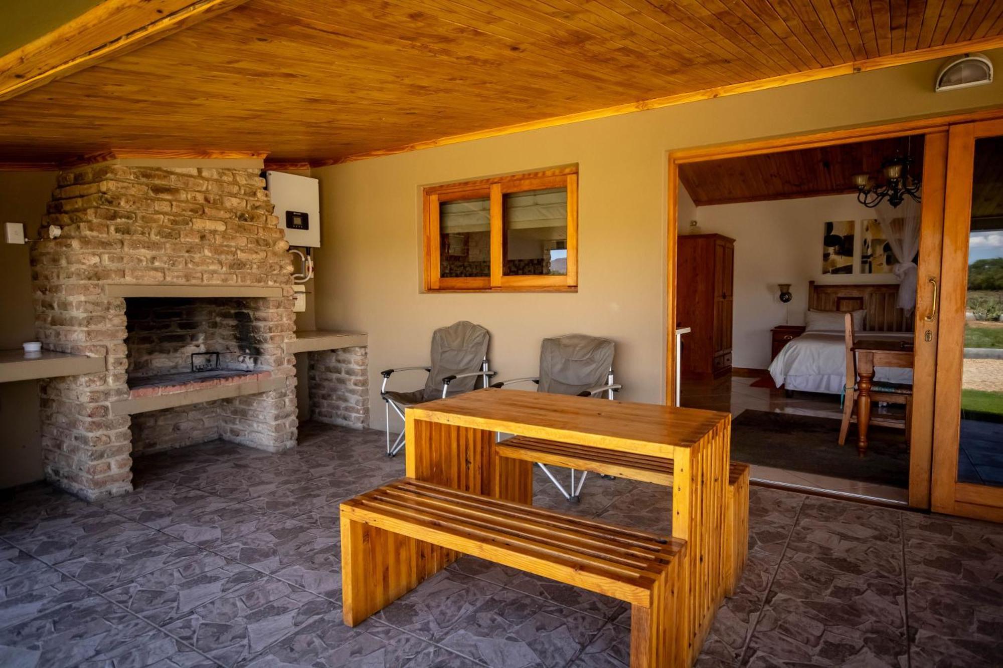 Tarantula Guest House Calvinia Екстериор снимка