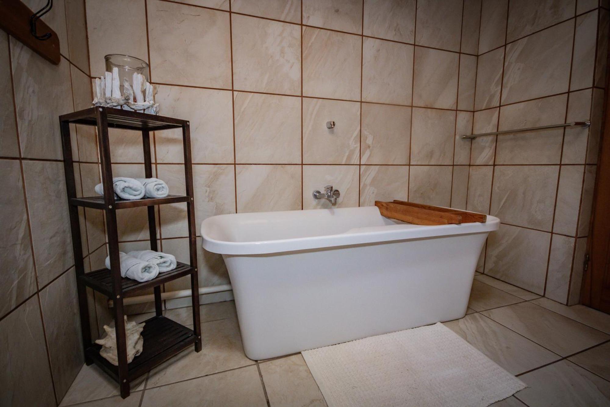 Tarantula Guest House Calvinia Екстериор снимка